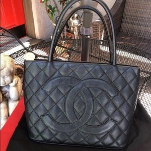Chanel caviar quilted Medallion tote